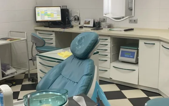 Центр стоматологической имплантологии Dental Hi-Tech фотография 1