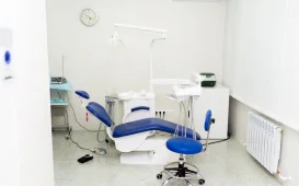 Стоматологическая клиника Все свои! на Садовой-Триумфальной улице фотография 3