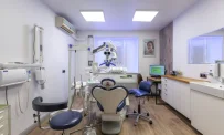 Стоматологическая клиника Дента-рус на Никулинской улице фотография 13