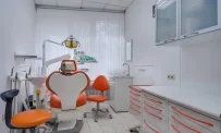 Стоматология Доктор Лопатин на Комсомольском проспекте фотография 4