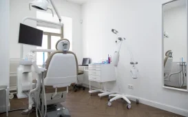 Стоматологическая клиника Faceline в Леонтьевском переулке фотография 2