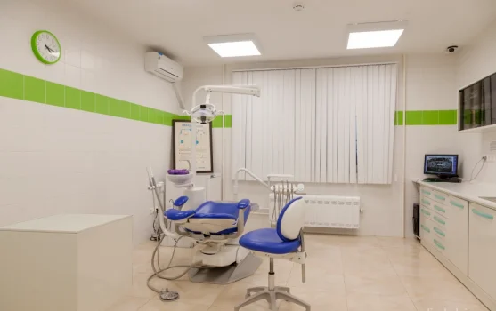 Стоматологическая клиника Дали на улице Адмирала Лазарева фотография 1