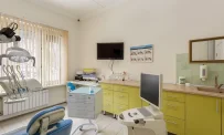 Стоматологическая клиника Стоматология семейных скидок в Отрадном фотография 8