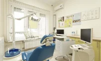 Стоматологическая клиника Стоматология семейных скидок в Отрадном фотография 6
