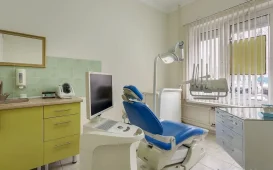 Стоматологическая клиника Стоматология семейных скидок в Отрадном фотография 2